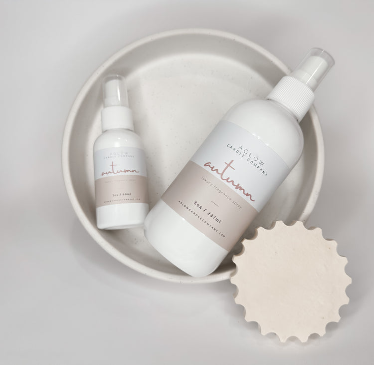 AUTUMN -
Spiced Pumpkin + Crisp Apple + Cranberry + Rich Clove