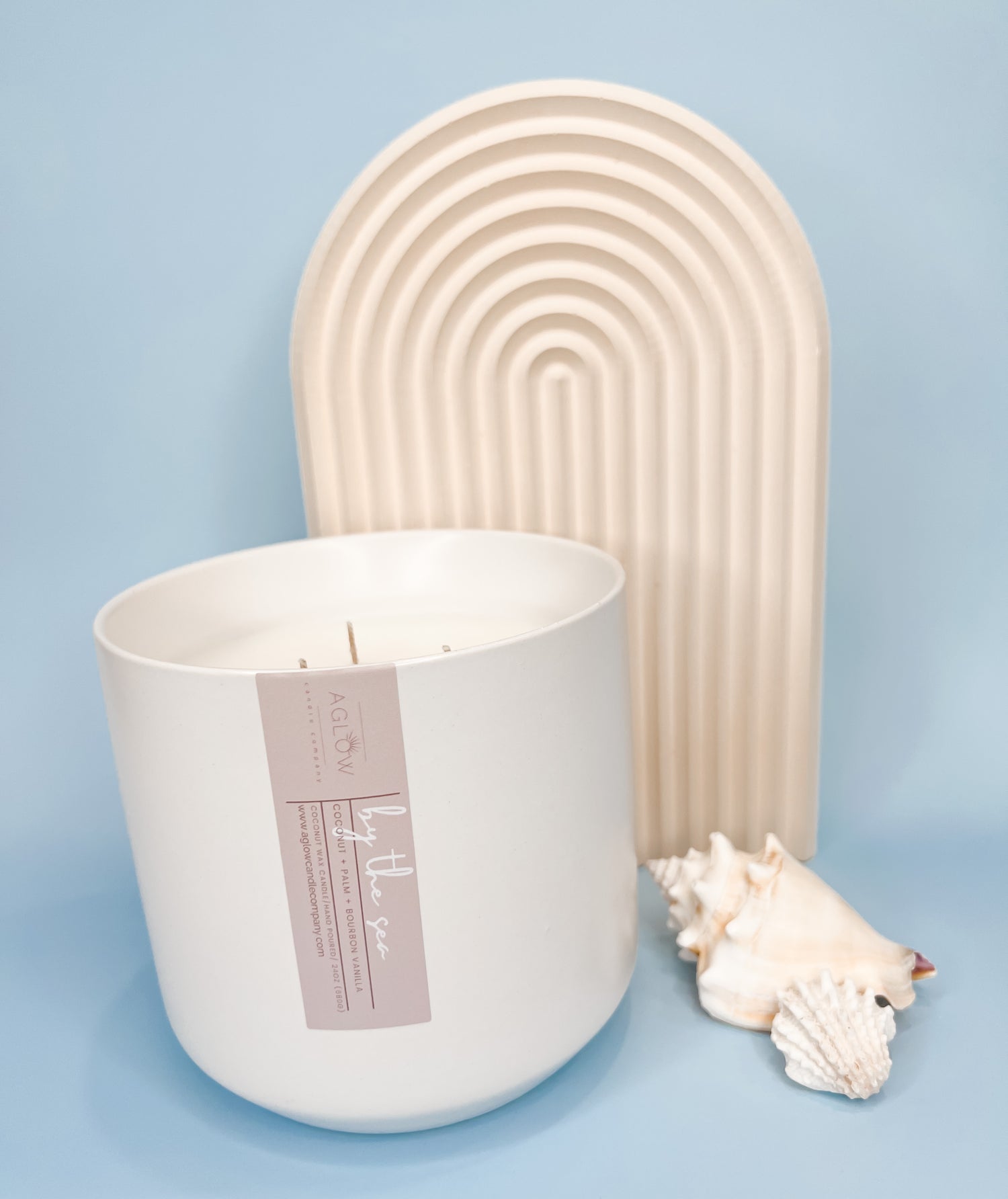 sea and sand candle coconut and palm BY THE SEA -Coconut + Palm + Vanilla Bourbon
